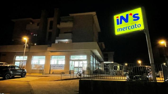 &laquo;Attenti a quella ragazza: sale in macchina per derubarti&raquo;