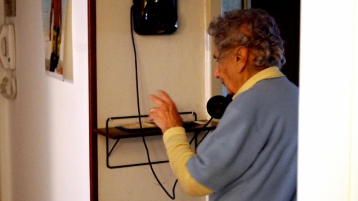 Finto incidente, anziana fidentina derubata di 1700 euro