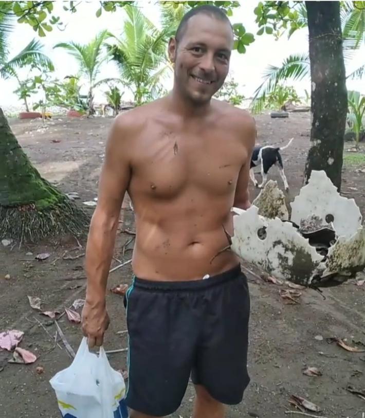 Il medesanese Davide Pesci: &laquo;Le mie ''prigioni'' sul Pacifico&raquo;