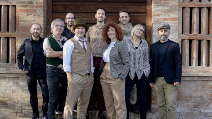 M&eacute;, P&eacute;k e Barba, 20 anni di musica