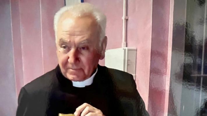 Addio a don Piazza, per 40 anni parroco a Scurano