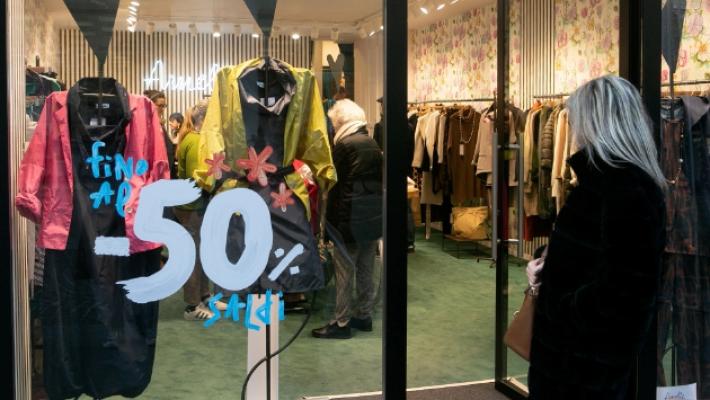 Saldi invernali: il bilancio indica la ripresa