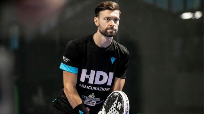 Dal posto fisso a giramondo del padel