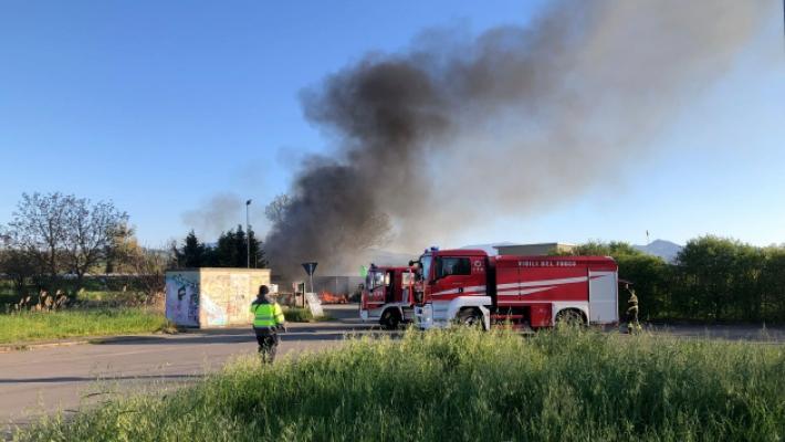 Rogo in discarica a Felegara: si sospetta l'origine dolosa