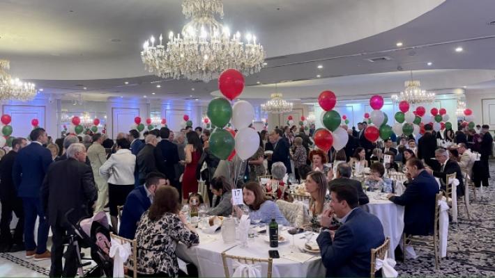 La festa a New York, il cuore in Valtaro