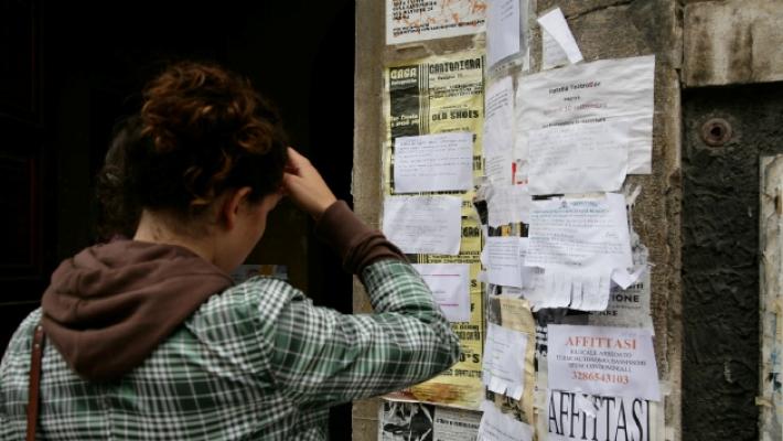 L'esercito dei 17mila fuori sede tra caro affitti e caccia al posto letto