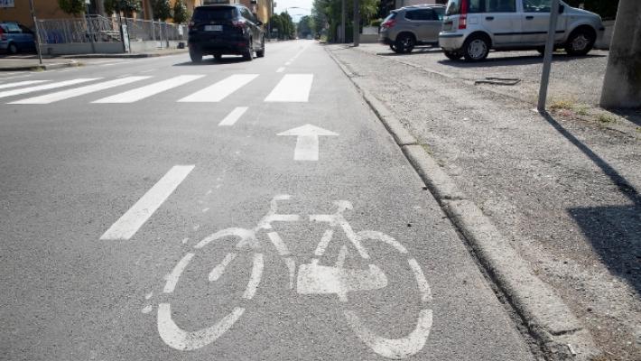 Due nuove ciclabili in via Chiavari e strada Farnese