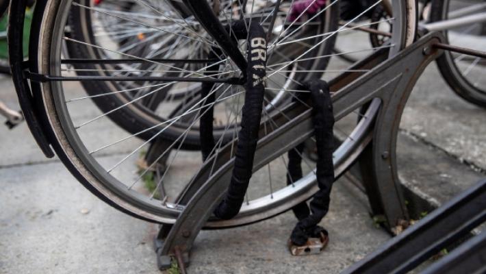 I ladri tornano ad armarsi di lucchetti, diversi episodi in centro storico