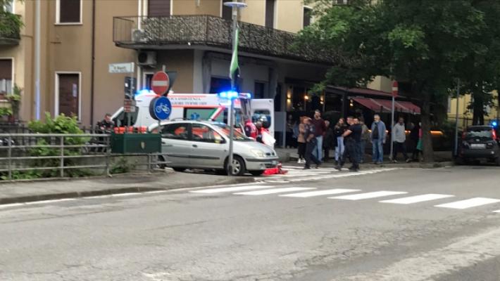 Salso, ha un infarto mentre guida l'auto: 70enne salvato da una passante