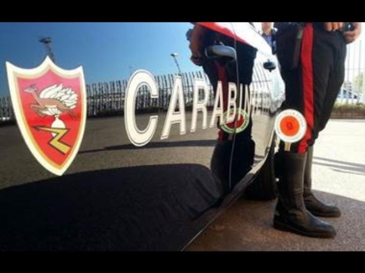 Spacciatori intercettati dai carabinieri, uno muore nella fuga