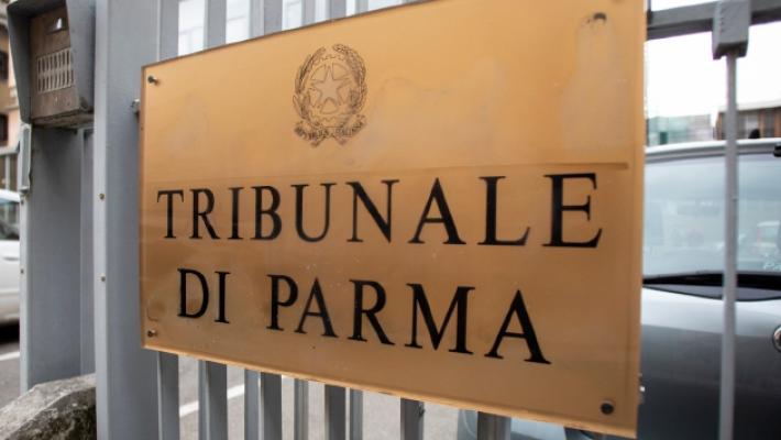 Naso rotto in una mischia, calciatore denunciato da un avversario