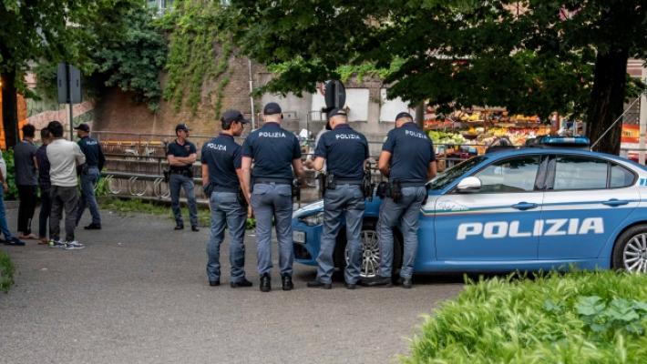 Polizia, la zona della stazione passata al setaccio