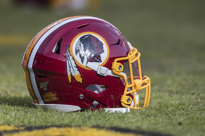 "Giustizia razziale", i Washington Redskins ritirano nome e logo (dopo 87 anni)