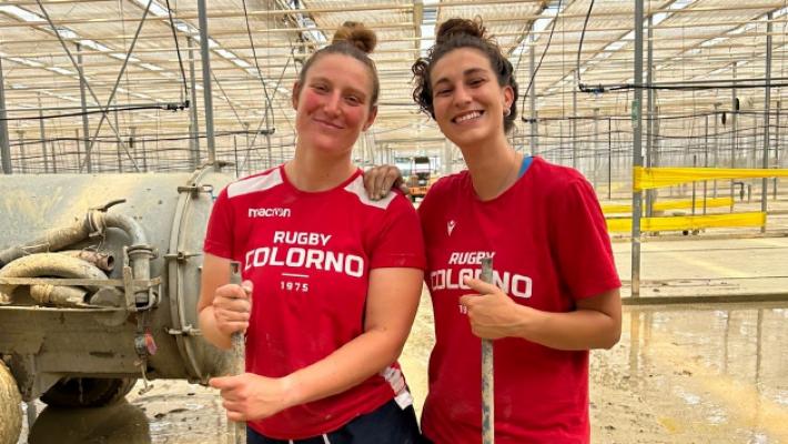 Il cuore grande di Alessia e Lisa, due Furie Rosse tra gli angeli del fango in Romagna