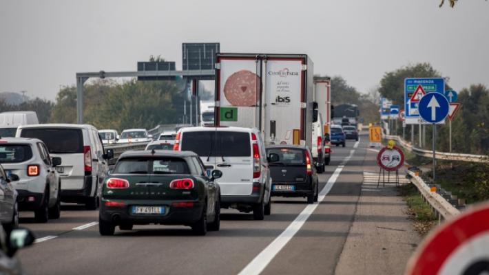 Sono 122mila le auto in citt&agrave; e 29mila circolano all'ora di punta