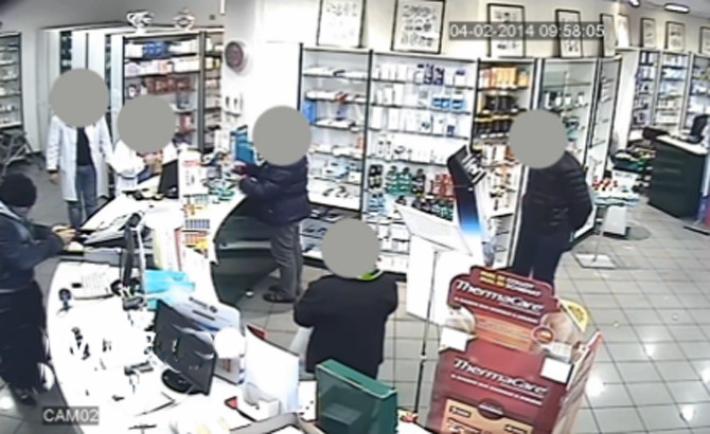 Rapinatore smascherato grazie a WhatsApp: in manette dopo quattro ore