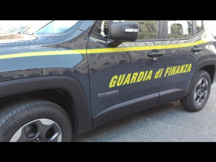 Da Rimini a Parma (e mezza Italia): operazione anti-camorra, arresti e sequestri