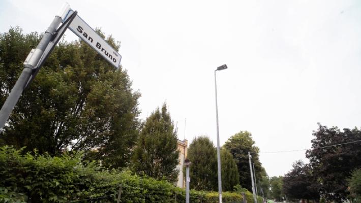 Via San Bruno, smurano la cassaforte e fuggono