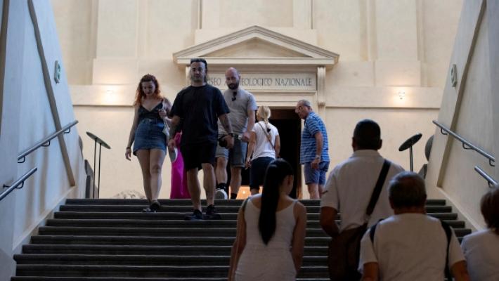 Stregati dal Teatro Farnese e dalla buona cucina