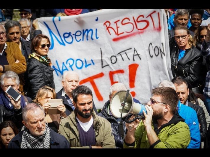 Noemi ferita in un agguato di camorra, due condanne