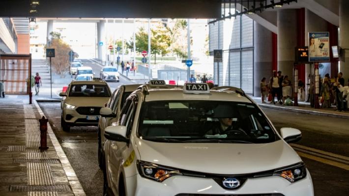 Taxi, il decreto del Governo &laquo;apre&raquo; a nuove licenze