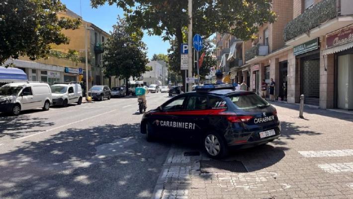 A folle velocit&agrave; in via Trento: ha un volto il proprietario dell'auto