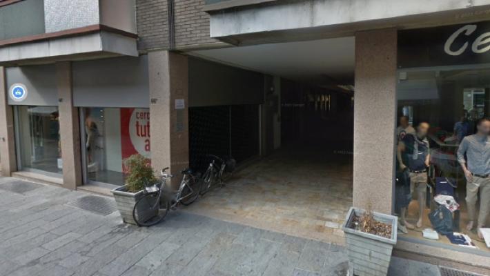 Bivacchi, alcol, schiamazzi: l'estate calda di via Berenini