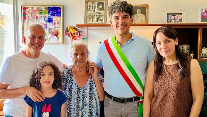 I 102 anni di Rita: mille racconti partigiani e un grande sorriso