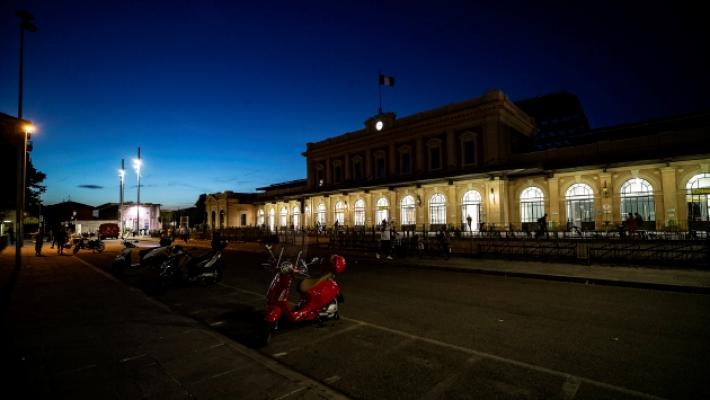 Zona stazione: minacciati due turisti