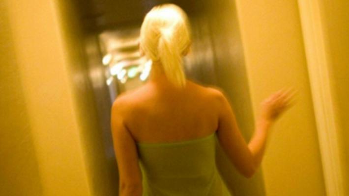 Sette appartamenti e un giro di squillo, ex finanziere patteggia: incastrato dai colleghi