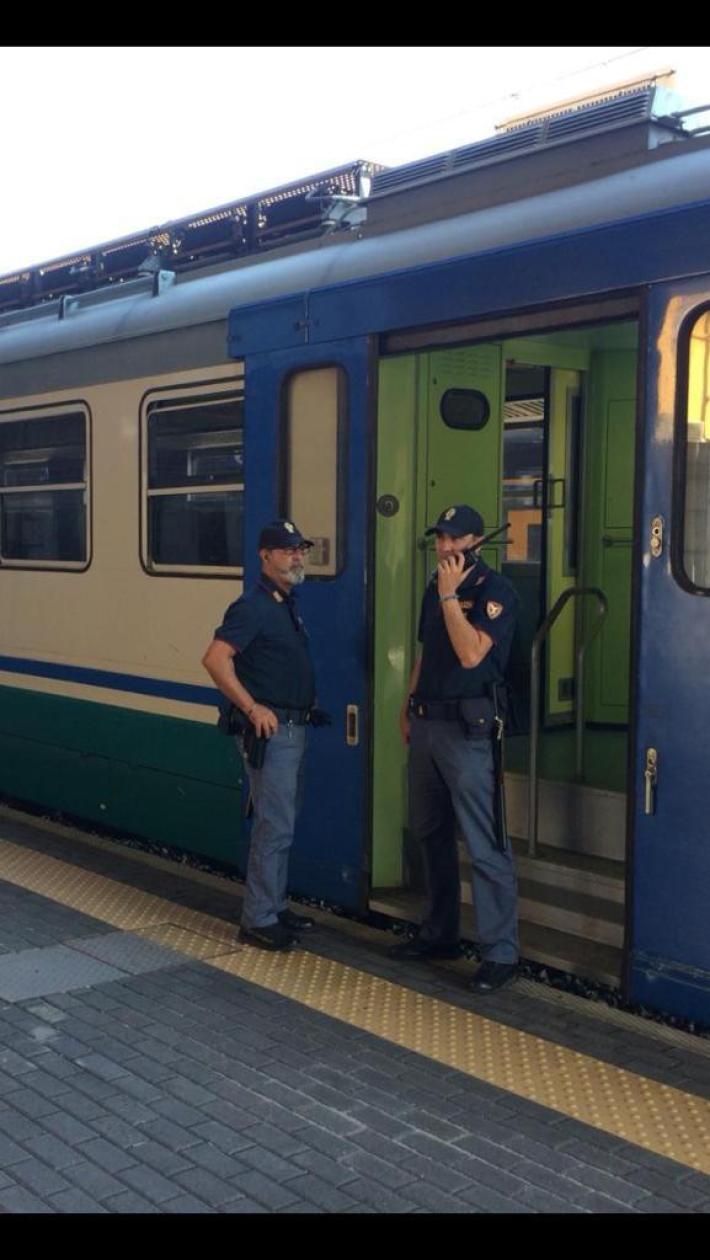 Fidenza,  rapina in treno con un coltello: arrestato un minorenne