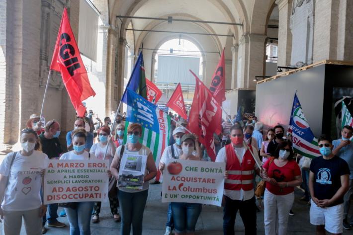 Columbus, la propriet&agrave; non si presenta in prefettura, Garufi: "Nessun rispetto per le istituzioni"