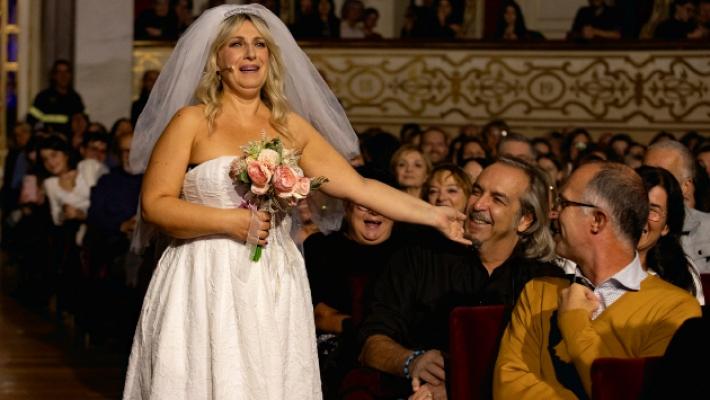 Katia Follesa e Angelo Pisani: &laquo;scenette&raquo; da un matrimonio e tante risate