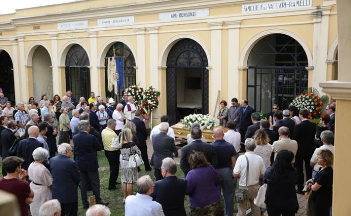 L'addio di Busseto a Carlo Bergonzi 