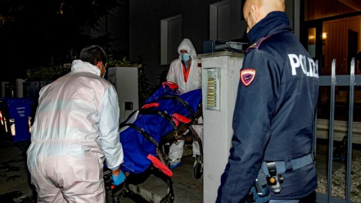 I colpi alla gola e il mattarello: quella violenza brutale e folle