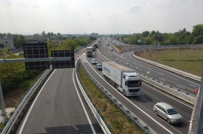 Interventi sull'illuminazione pubblica: modifiche alla viabilit&agrave; in tangenziale