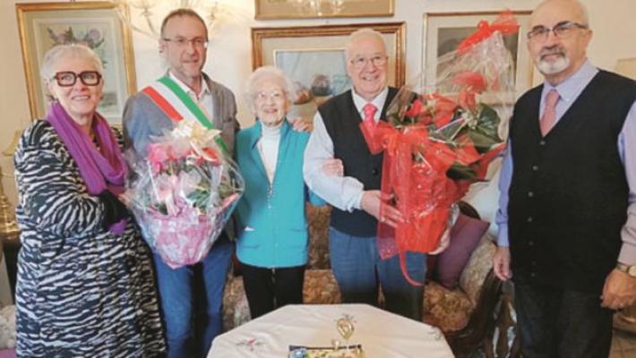 Enrica Alinovi, cento anni vissuti con il sorriso e un tocco di eleganza