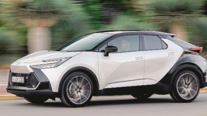 Toyota C-HR, che efficienza il full hybrid