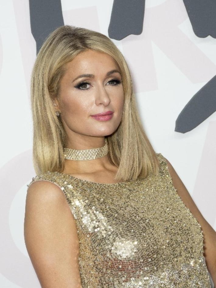  Maxwell punt&ograve; Paris Hilton, "Perfetta per Epstein"