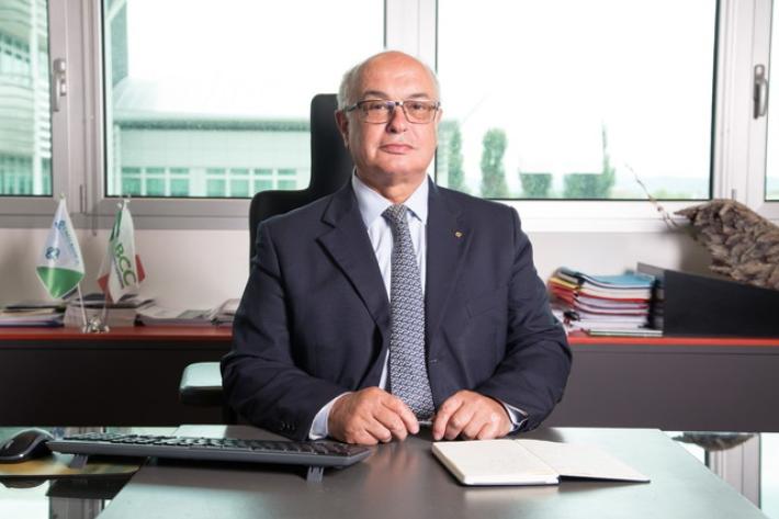 Emil Banca, un&rsquo;altra semestrale record