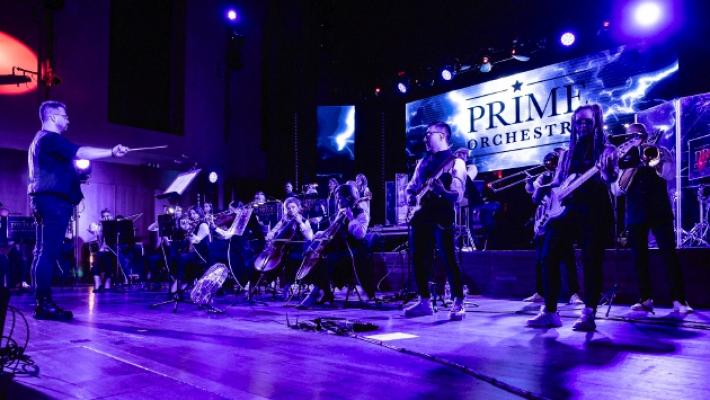 Anche il rock 'n' roll pu&ograve; aiutare l'Ucraina