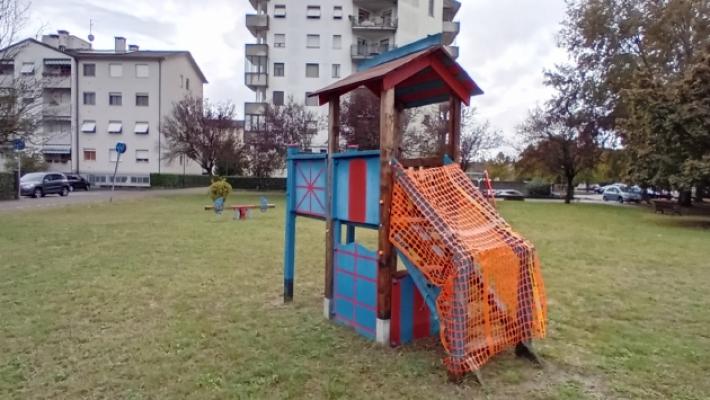 Dalla Tana: &laquo;Manutenzioni, manca il gestore&raquo;. L'assessore De Vanna: &laquo;Interventi garantiti dal Comune&raquo;