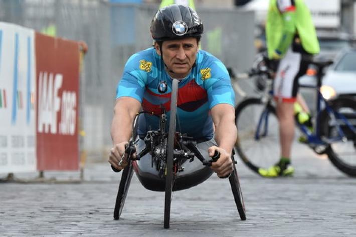 Per Zanardi miglioramenti significativi e stop alle cure intensive
