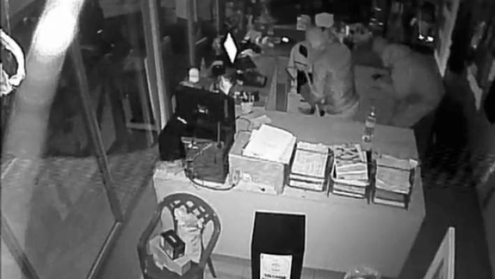 Spaccate di Natale nei distributori - (Guarda il video)