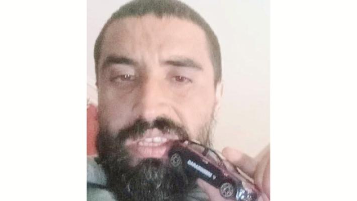 &laquo;Sono il re dell'Isis. E faccio esplodere tutti&raquo;