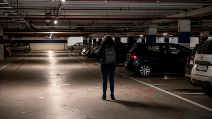 Colpo lampo: e sparisce la borsetta