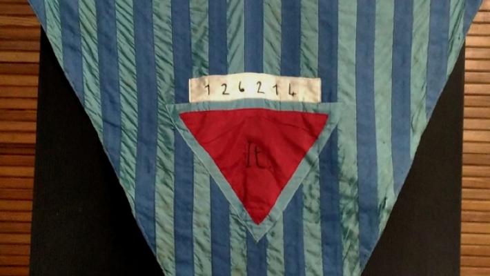 Salso, di chi &egrave; quel foulard a righe che indossavano i deportati?