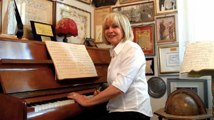 Riccarda Casadei: &laquo;Cos&igrave; mio padre invent&ograve; &ldquo;Romagna mia&rdquo;&raquo;