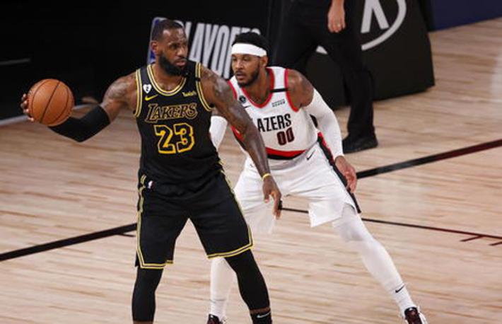 Blake: la Casa Bianca contatta la madre. Michael Jordan, ruolo chiave nei negoziati per la Nba