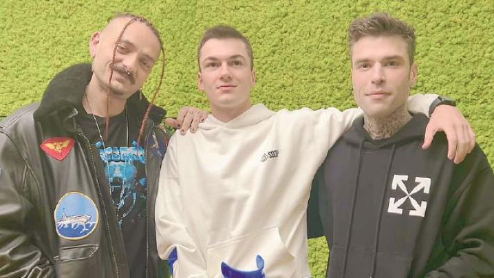 &laquo;Io, lo squalo e Selvaggia&raquo;: Matteo si racconta a Fedez